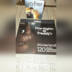 Five Nights at Freddy's Set